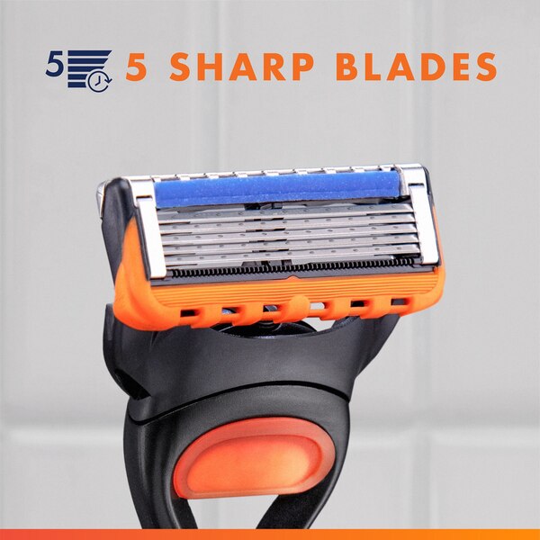 Gillette Fusion5 5-Blade Razor + 5 Razor Blade Refills