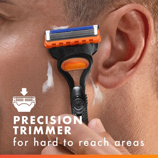 Gillette Fusion5 5-Blade Razor + 5 Razor Blade Refills