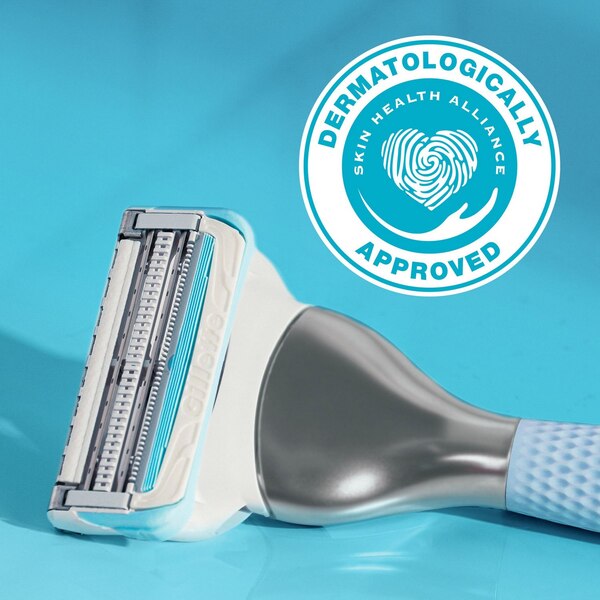 Gillette Venus Pubic Hair & Skin Razor + 4 Razor Blade Refills