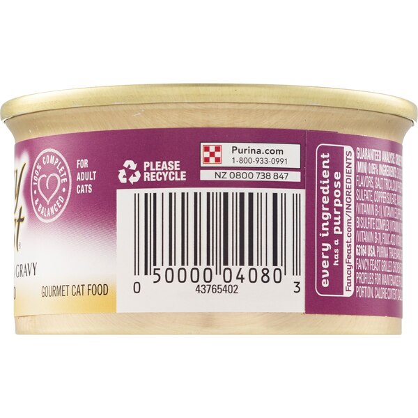 Purina Fancy Feast Grilled Chicken Feast in Gravy, 3 oz