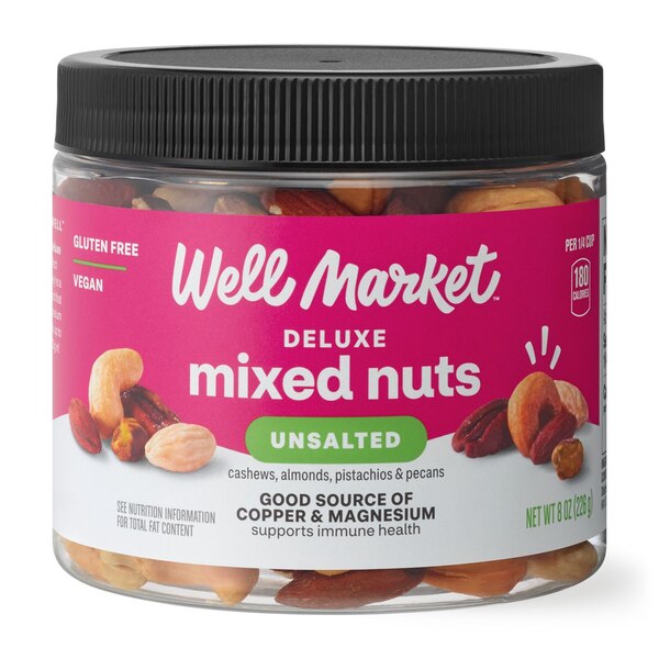 Well Market Deluxe Mixed Nuts, 8 oz