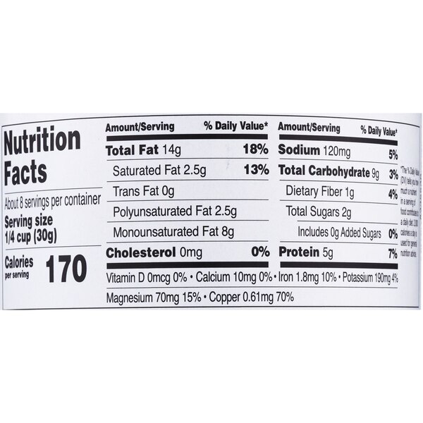 Well Market, Whole Cashews, 8 Oz