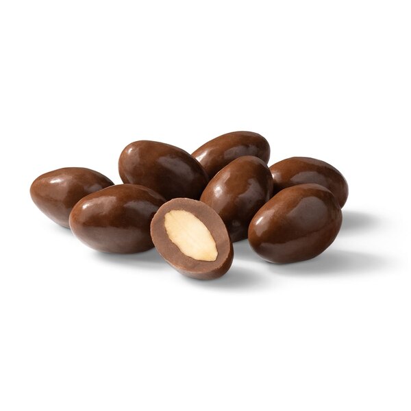 Well Market Milk Chocolate Almonds, 8 Oz