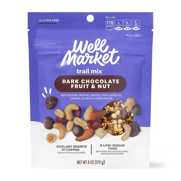 Well Market Dark Chocolate Fruit and Nut Trail Mix, 6 oz