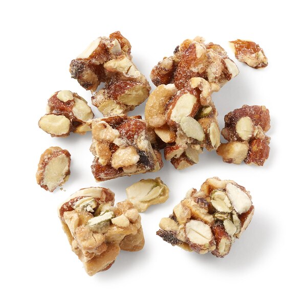 Well Market Blueberry Pomegranate Trail Mix Bites, 3 oz