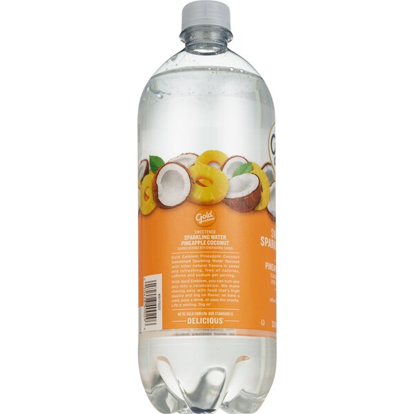 Gold Emblem Sparkling Water, 33.81 oz