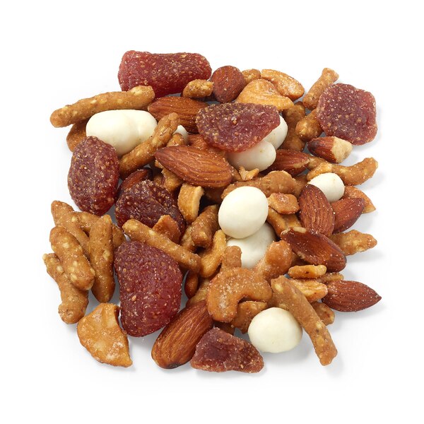 Gold Emblem Strawberry Honey Trail Mix