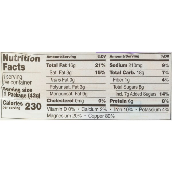 Well Market Honey Sriracha Cashews, 1.5 oz