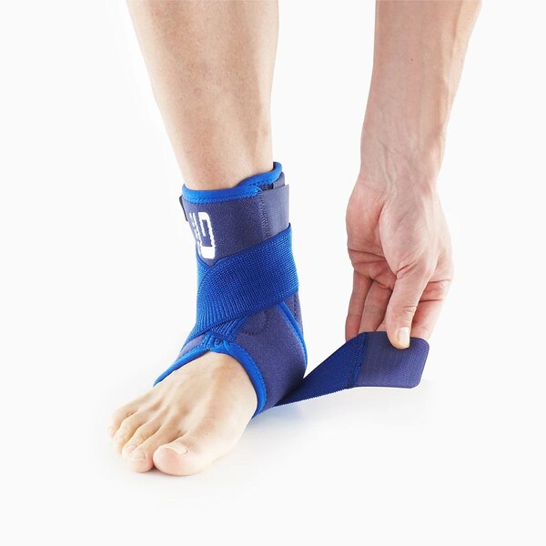 Neo G Stabilized Ankle Support with Figure 8 Strap