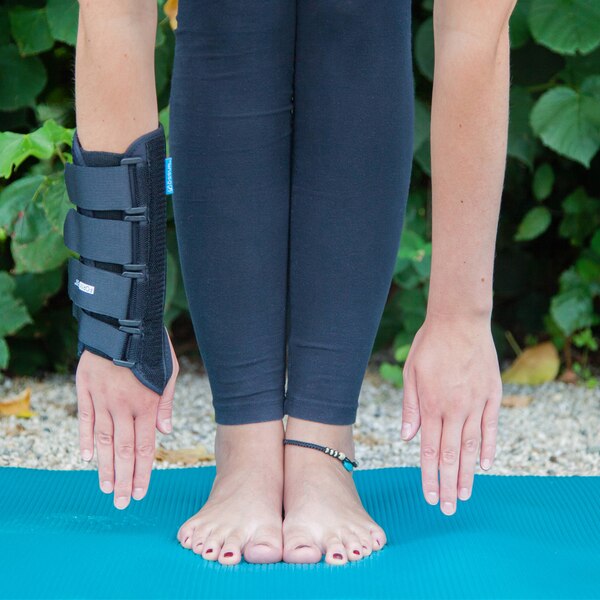 Ossur Formfit Left Wrist and Forearm Brace