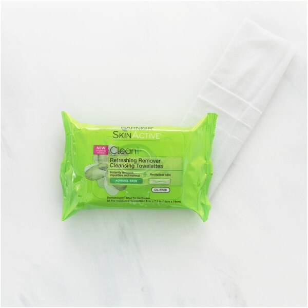 Garnier SkinActive Clean+ Refreshing Remover Cleansing Towelettes, 25/Pack
