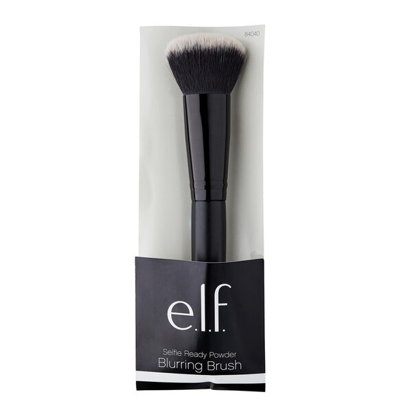 e.l.f. Selfie Ready Powder Blurring Brush