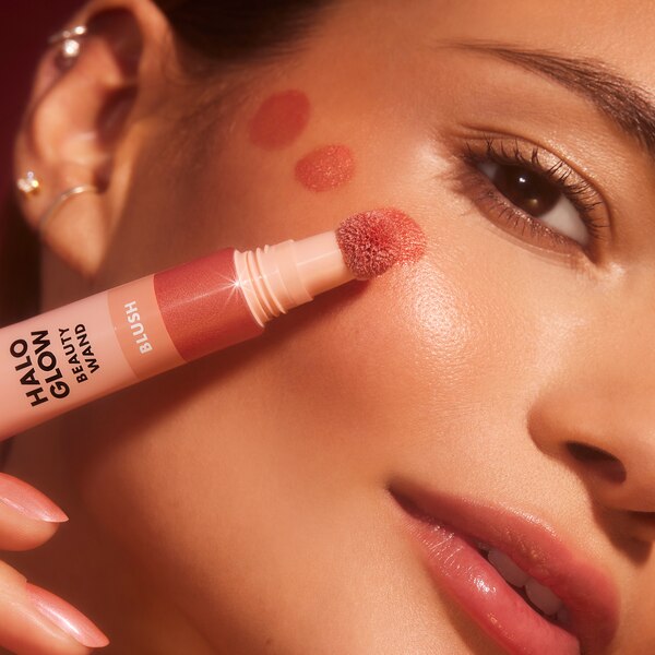 e.l.f. Halo Glow Blush Beauty Wand - Rubor