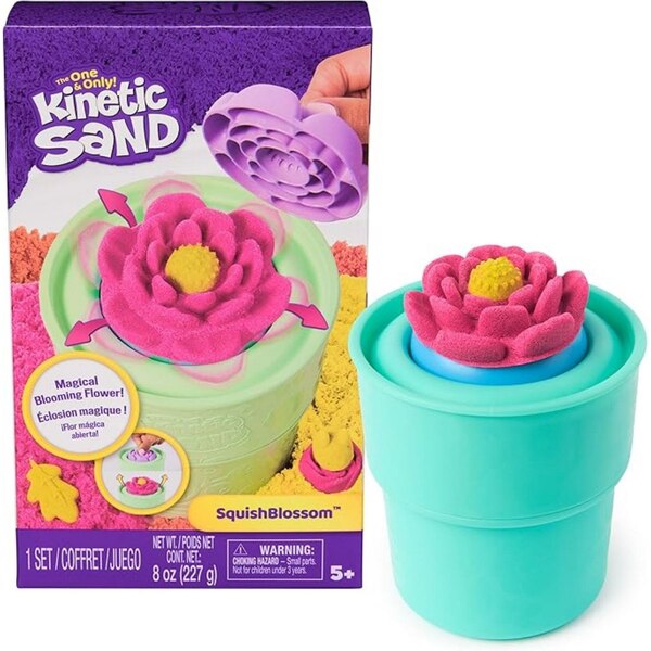 Spin Master Kinetic Sand with Squish Blossom Mold
