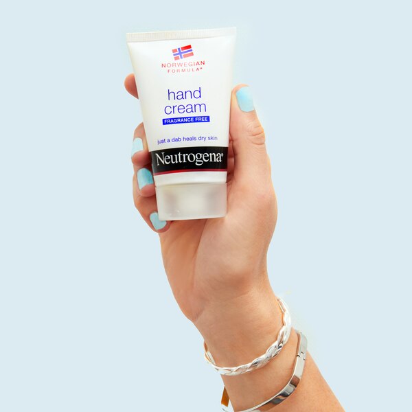 Neutrogena Norwegian Formula Dry Hand Cream, Fragrance-Free, 2 OZ