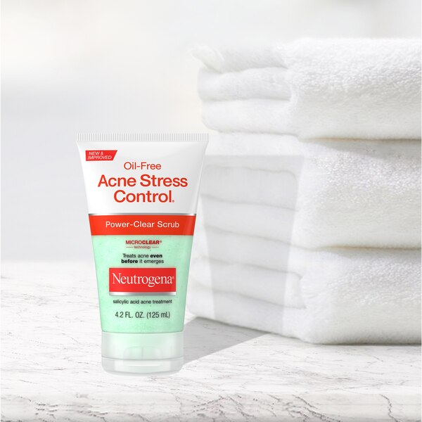 Neutrogena Oil-Free Acne Stress Control Power-Clear Scrub, 4.2 OZ