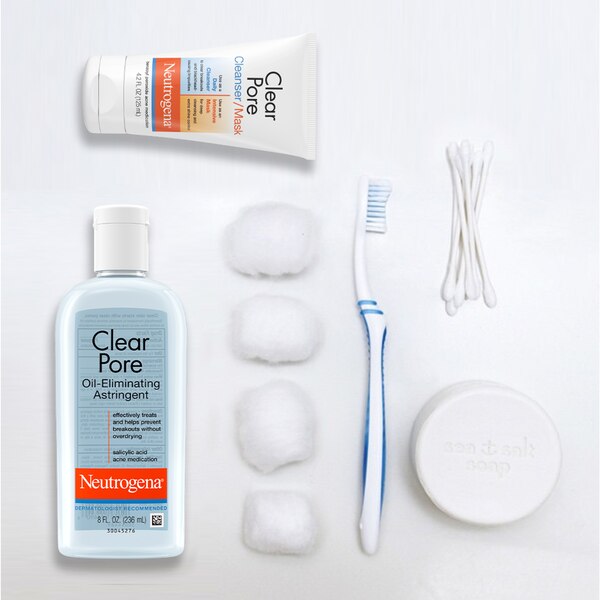 Neutrogena Clear Pore Oil-Eliminating Astringent, 8 OZ