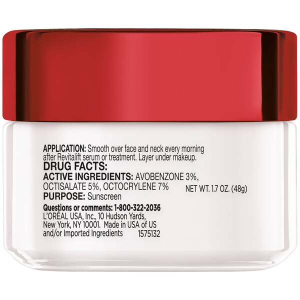 L'Oreal Paris Revitalift Anti-Wrinkle + Firming Day Moisturizer With SPF 25