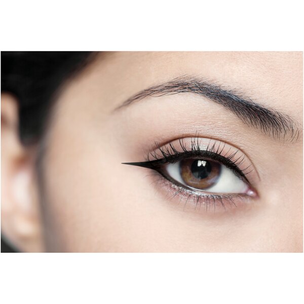 L'Oreal Paris Lineur Intense Brush Tip Liquid Eyeliner