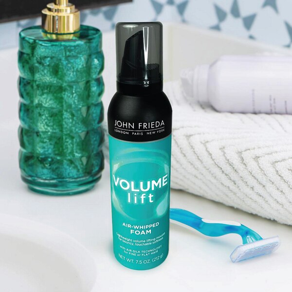 John Frieda Volume Lift Air Whipped Foam