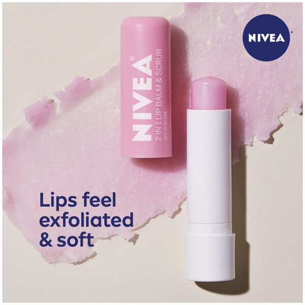 NIVEA 2 in 1 Lip Balm & Scrub with Aloe Vera