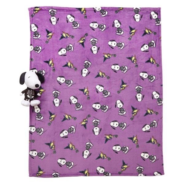 Peanuts Spooky Snoopy Pillow & Throw Blanket Set