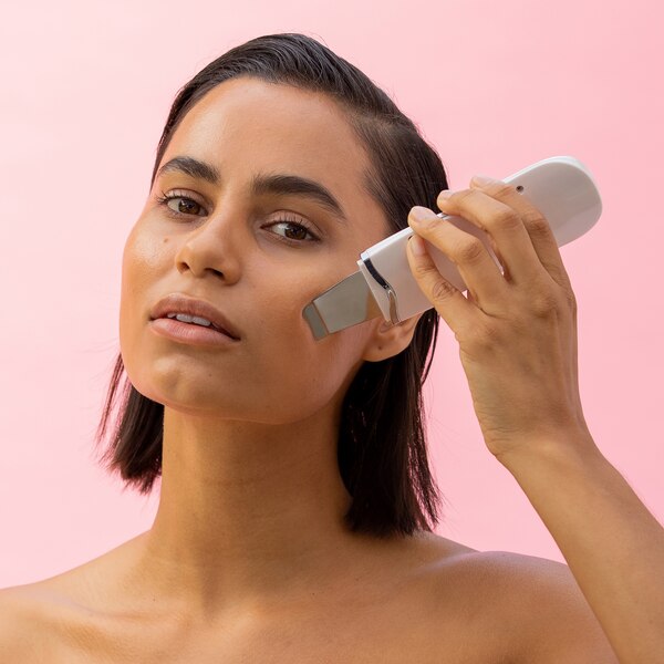 Vanity Planet Outlines Ultrasonic Scrubber