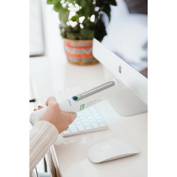Verilux CleanWave Portable Sanitizing Wand
