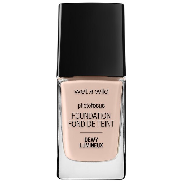 Wet n Wild Photo Focus Dewy Foundation