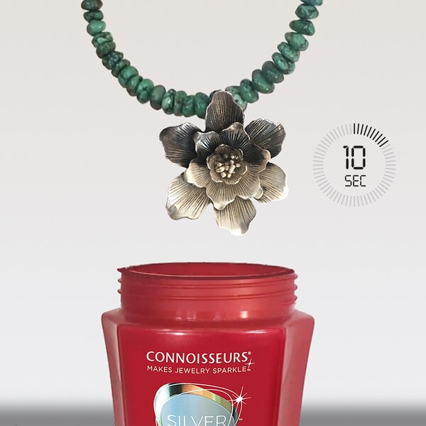Connoisseurs Revitalizing Jewelry Cleaner for Silver