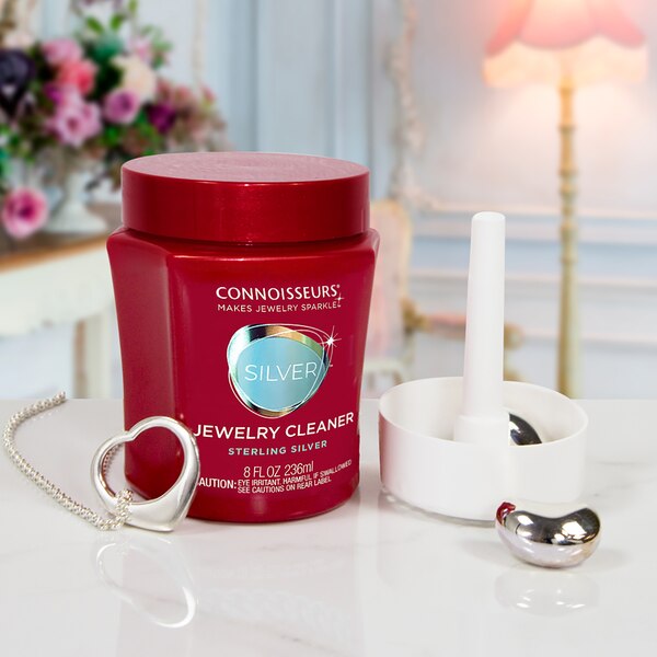 Connoisseurs Revitalizing Jewelry Cleaner for Silver