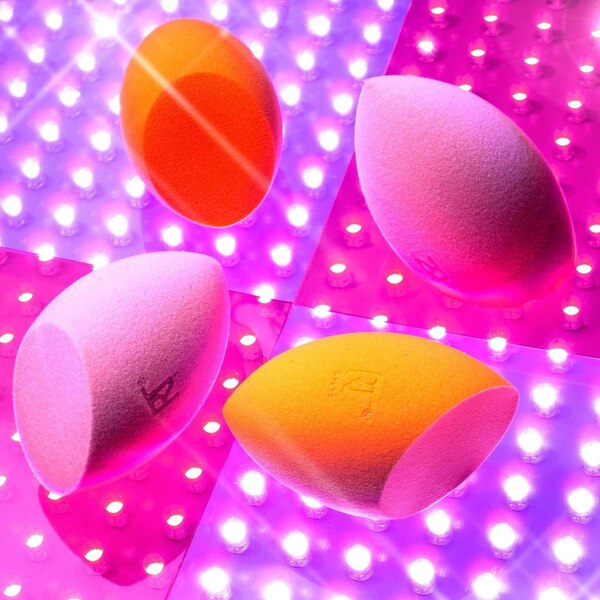 Real Techniques Miracle Powder Sponges, 2CT