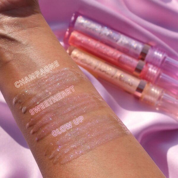 LA Girl Lumilicious Glow Lipgloss