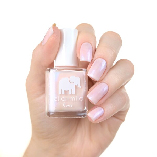 ella+mila Nail Color