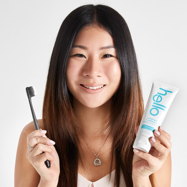 hello Antiplaque and Whitening Fluoride-Free Toothpaste, Natural Peppermint with Tea Tree and Coconut Oil, 4.7 OZ