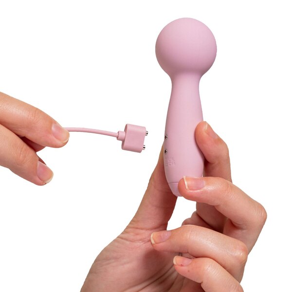 Hello Cake Pocket Wand