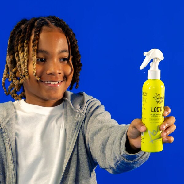 Young king Loc'd In Hydration Spray, 8 OZ
