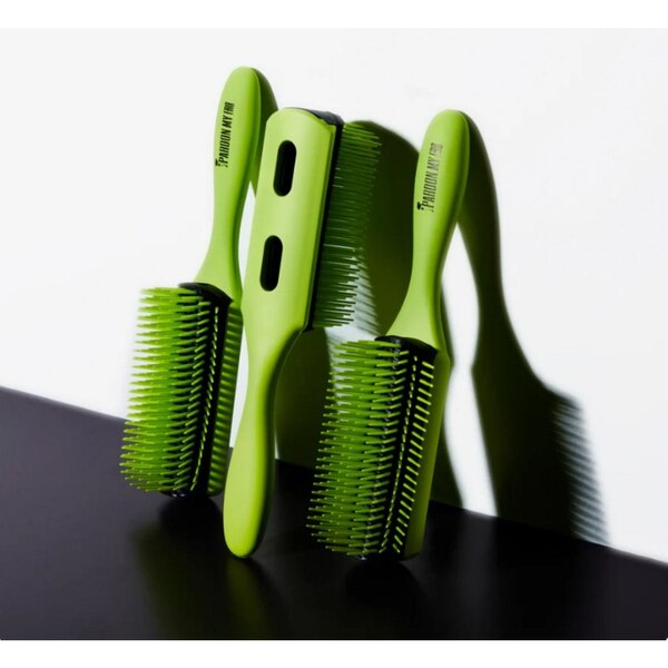 Pardon My Fro Detangle Brush