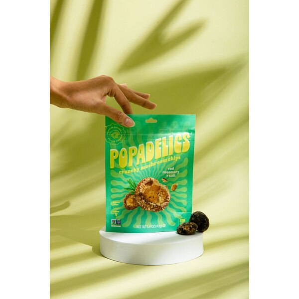 Popadelics, Crunchy Mushroom Chips, Rad Rosemary & Salt, 1.4 oz