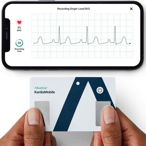 AliveCor KardiMobile Card