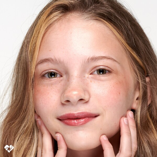 Frilliance Moisturizing Lip Gloss