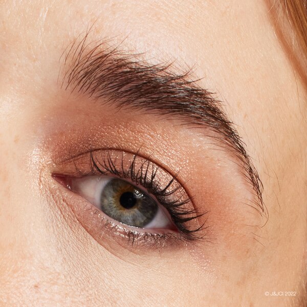 Neutrogena Sensitive Skin Eyeshadow + Primer