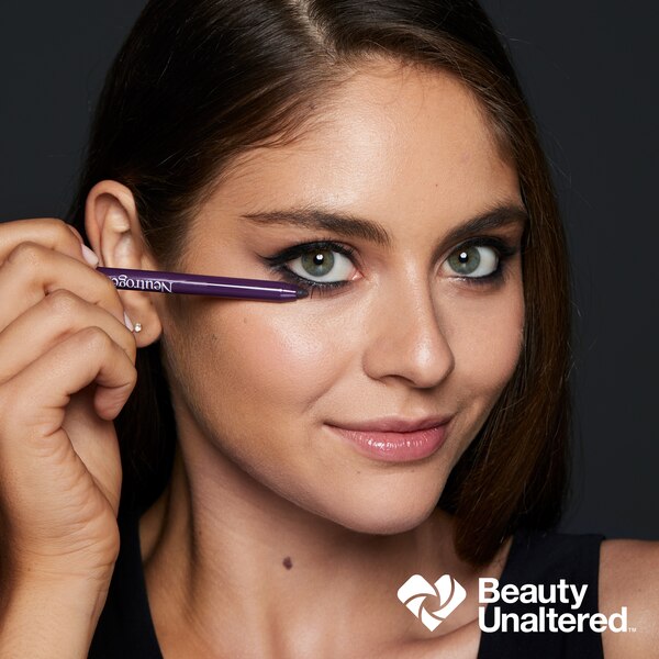 Neutrogena Smokey Kohl Water-Resistant Eyeliner