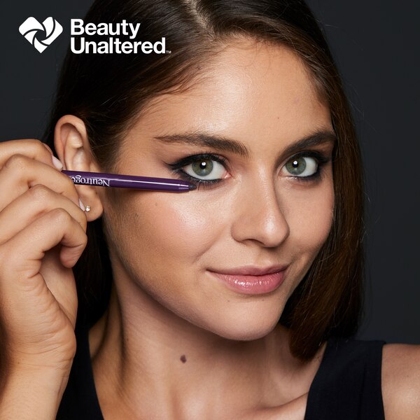 Neutrogena Smokey Kohl Water-Resistant Eyeliner