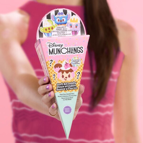 Disney Munchlings Single Serve Scented Collectible Plush, Blind Pack