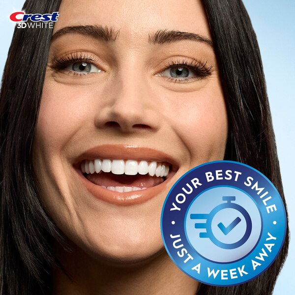 Crest 3D Whitestrips Dental Whitening Kit, Glamorous White, 14 Treatments
