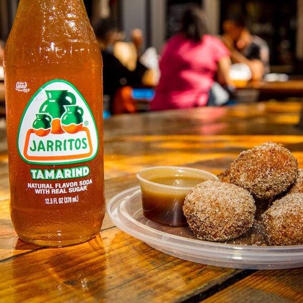 Jarritos Tamarind Soda, 12.5 OZ