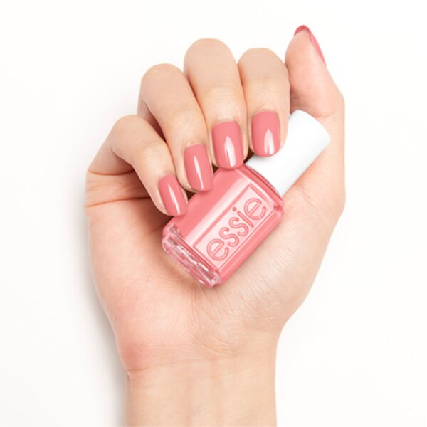 essie Salon-Quality Nail Polish