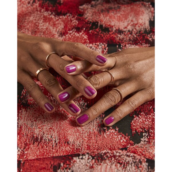 essie Gel Couture Nail Polish