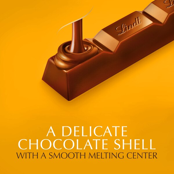 Lindt Lindor Caramel Chocolate Truffle Bar, Chocolate Candy Bar with Smooth Center, 1.3 oz